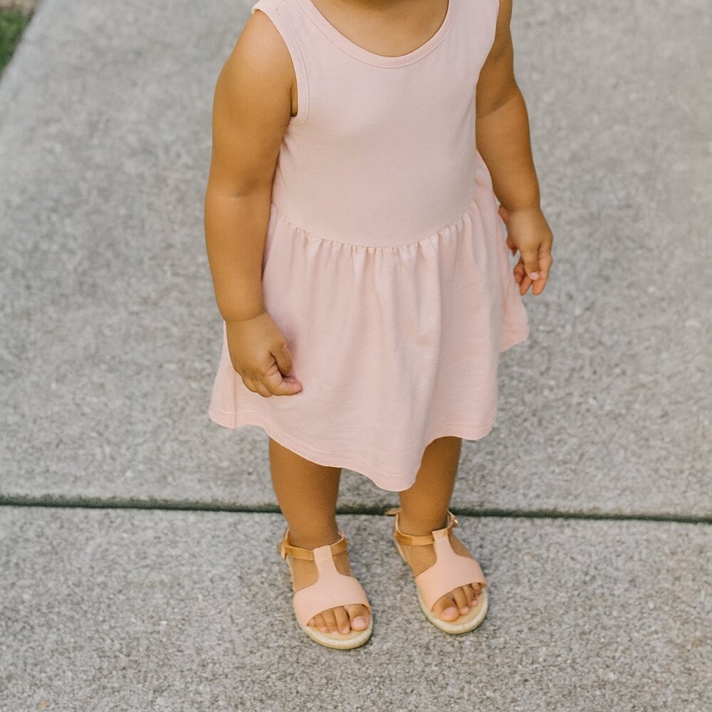 NWT Cat & Jack Kids' Light Pink and Tan Sandals size 8